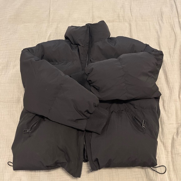 Black Oversized Puffer Jacket Women’s Medium Zip Up Coat - Picture 4 of 7